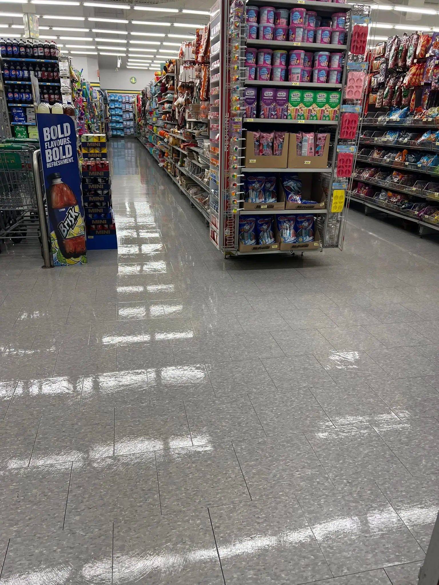 After Showroom Cleaning