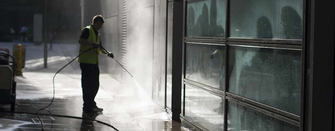 power wash and deep cleaning services