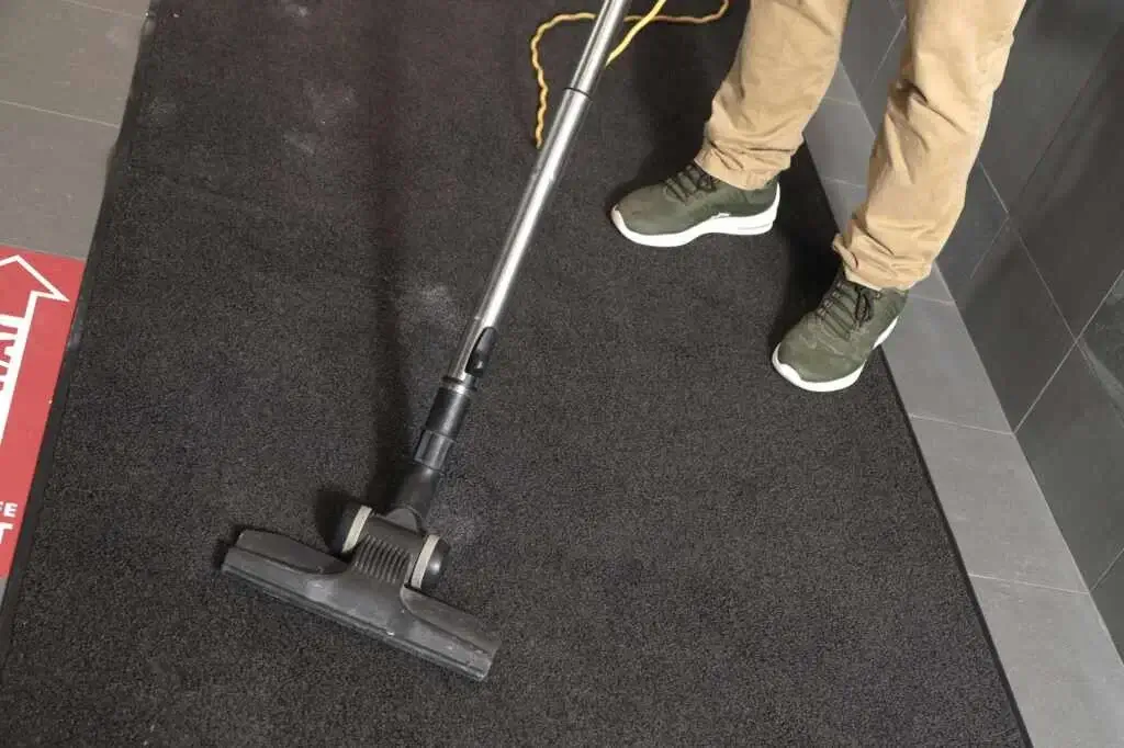 Floor-Waxing-and-Carpet-Washing-1024x682 Restaurant Cleaning Services