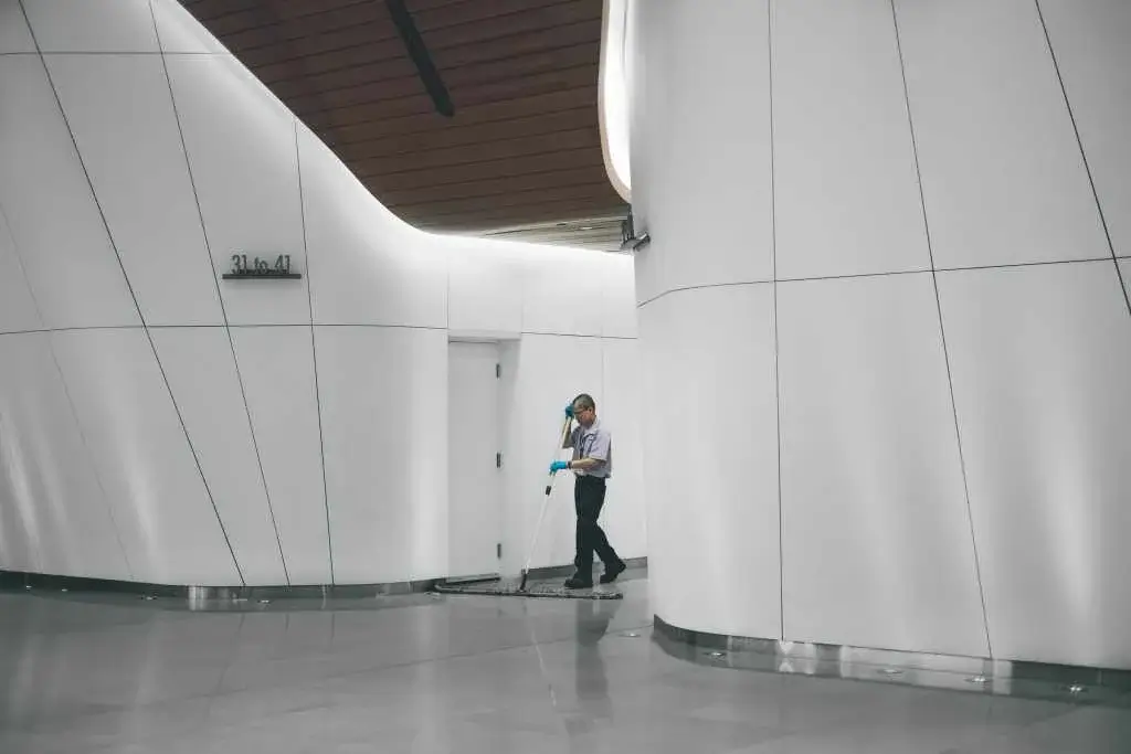 office-building-common-area-cleaning-deep-cleaning-services-aurora-1024x683 (1) Deep Cleaning in Toronto